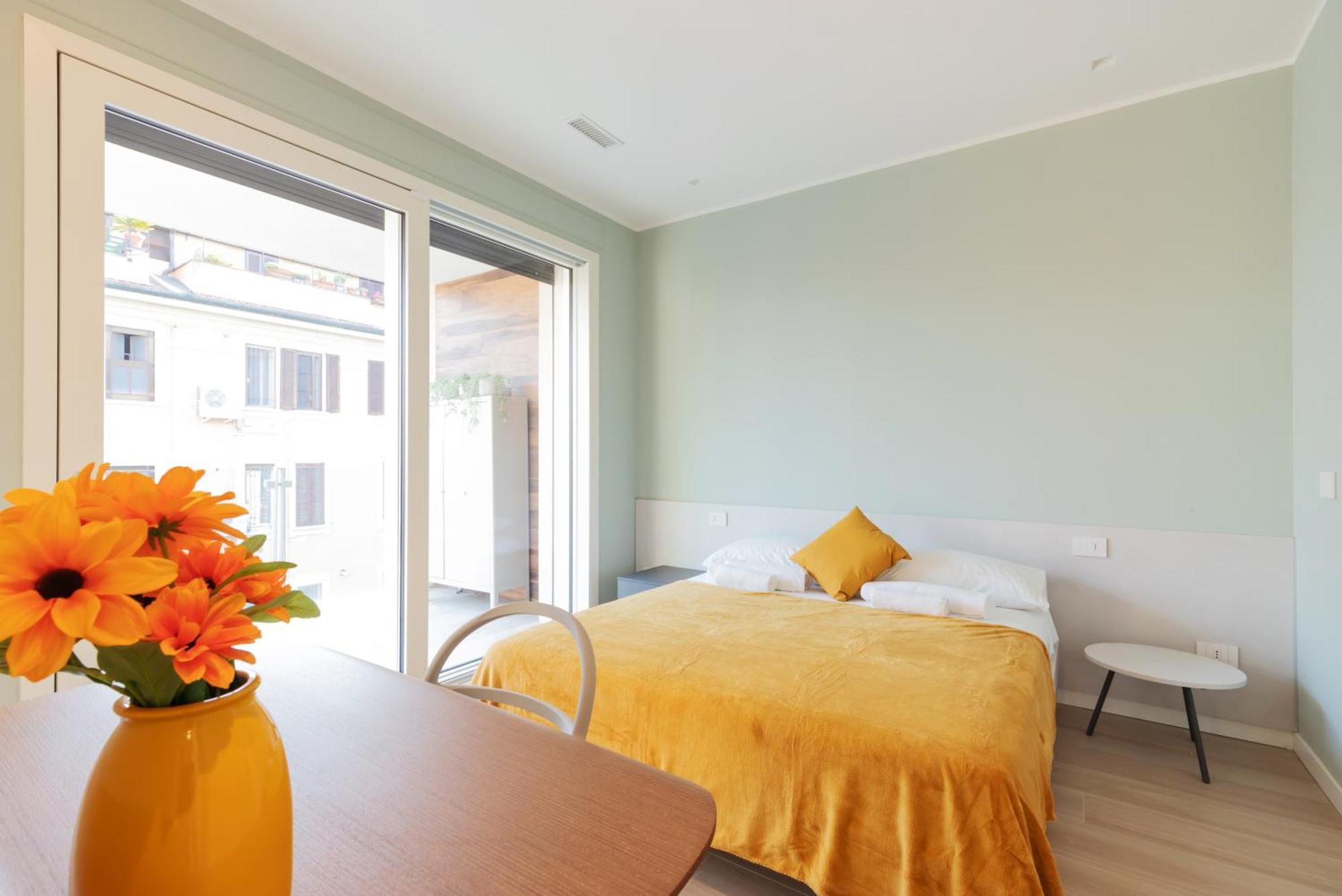 Exclusive Terrace Garden View - 15 Min From Duomo Apartment มิลาน ภายนอก รูปภาพ